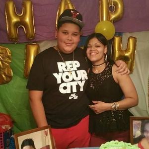 Meet your Posher, Luis