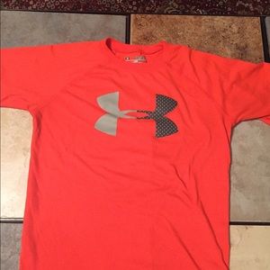 Under Armour boy's t-shirt