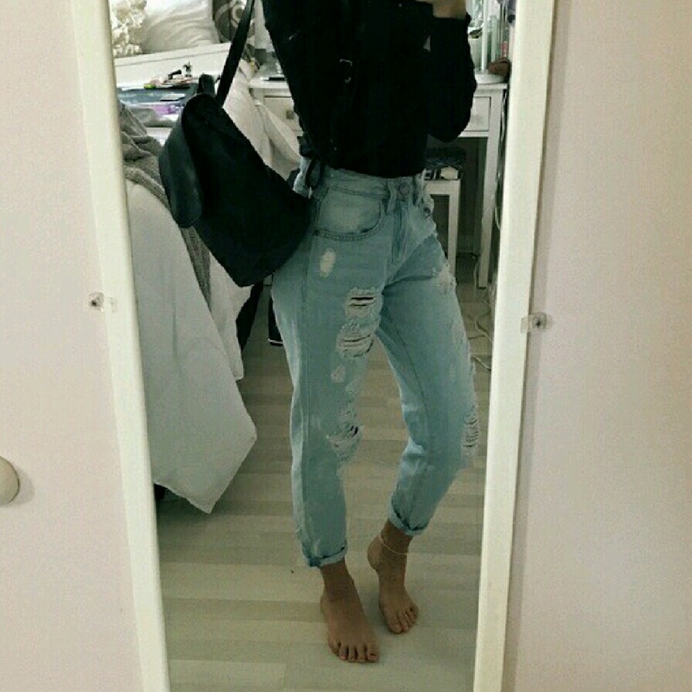 Garage ripped mom jeans