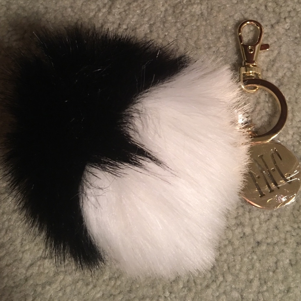I.N.C Fuzzy 💎 Keychain - Picture 3 of 3