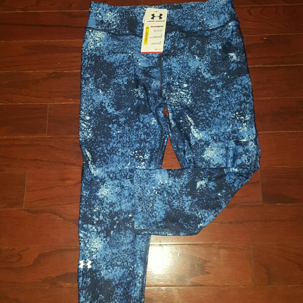 Under Armour compression workout pants sz medium