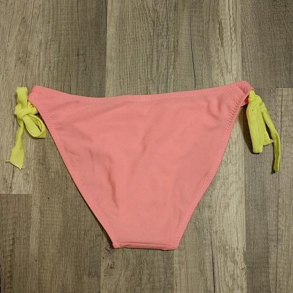 *NWOT* Bikini👙Bottoms - Picture 3 of 7