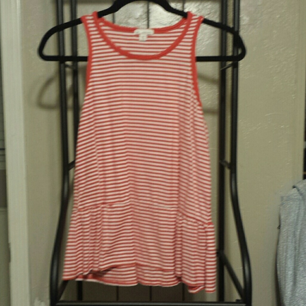 Gap red/white striped tank w/ ruffle bottom XS