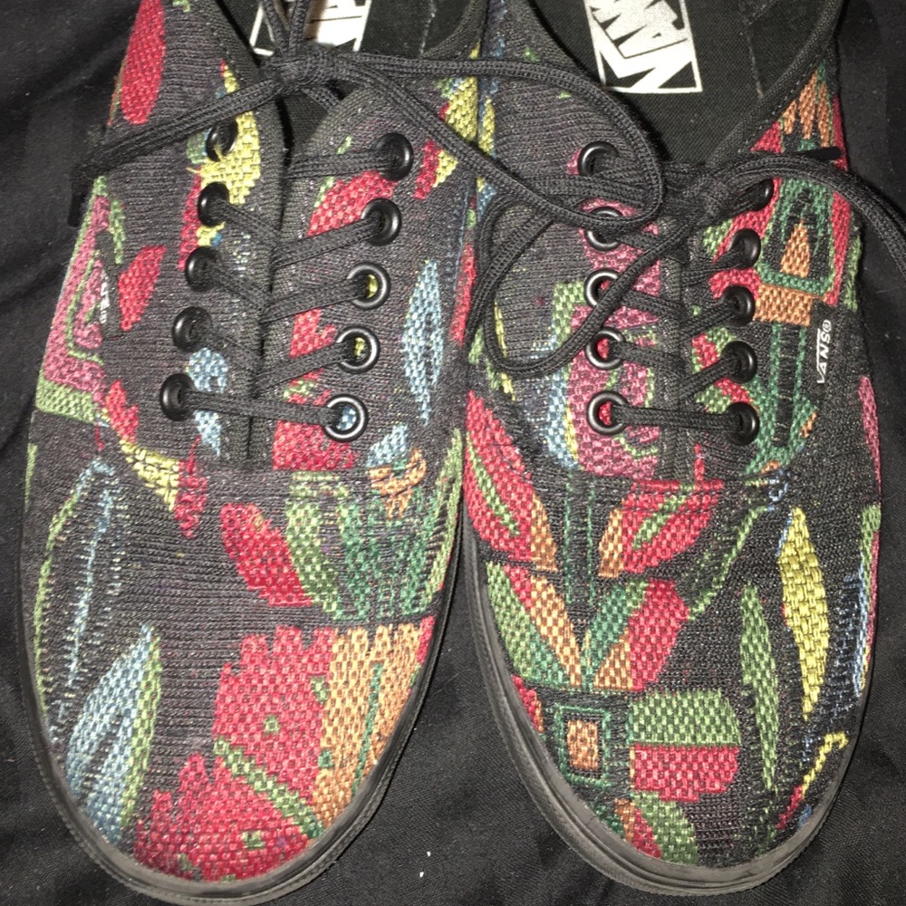 Black Embroidered Vans