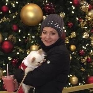 Meet your Posher, Elissa