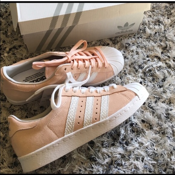 Adidas Shoes - Adidas custom pink 💕