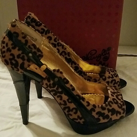 *SOLD* Naughty Monkey Leopard & Black Peep Toes - Picture 1 of 4