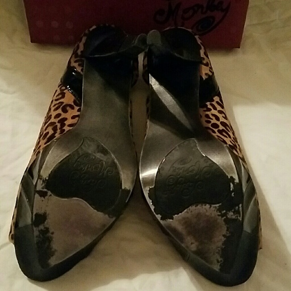 *SOLD* Naughty Monkey Leopard & Black Peep Toes - Picture 4 of 4