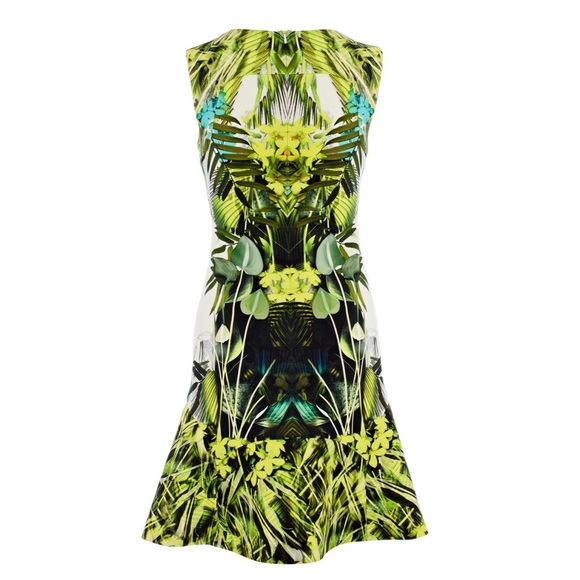 Karen Millen Dresses & Skirts - Karen Millen vivid jungle print dress