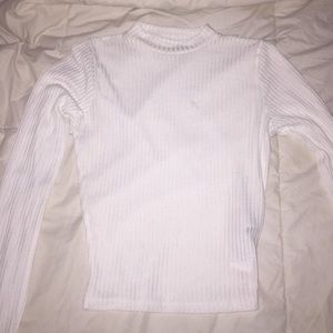 Long sleeve crop top