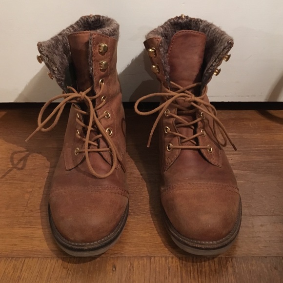 Steve Madden Shoes - Steve Madden boots!