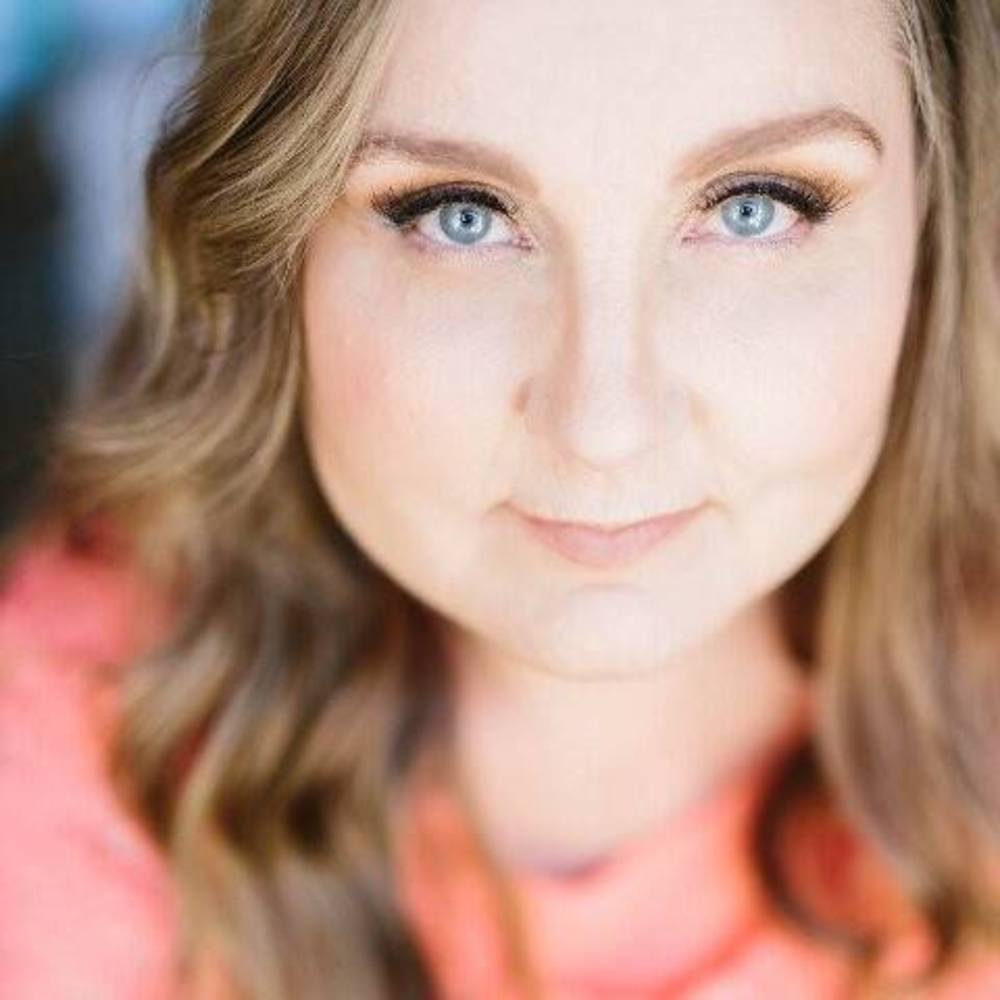 Meet your Posher, Debbie