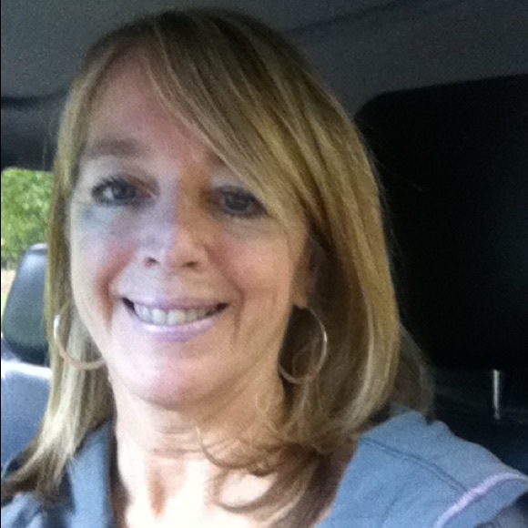 Meet your Posher, Linda - Picture 3 of 5