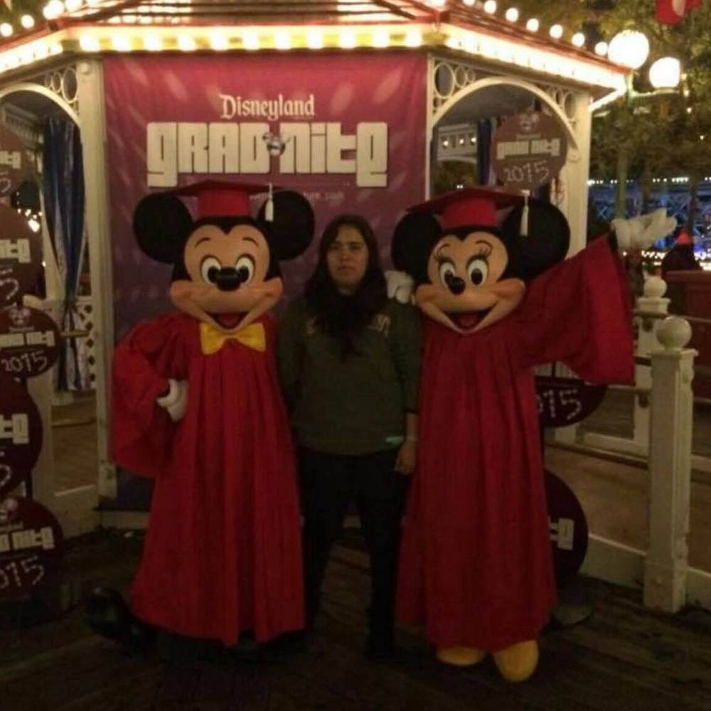 Meet your Posher, Ana