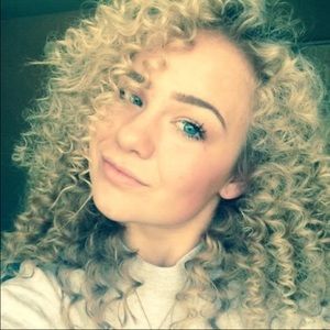 Meet your Posher, Catherine