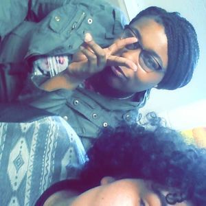 Meet your Posher, Ebonee