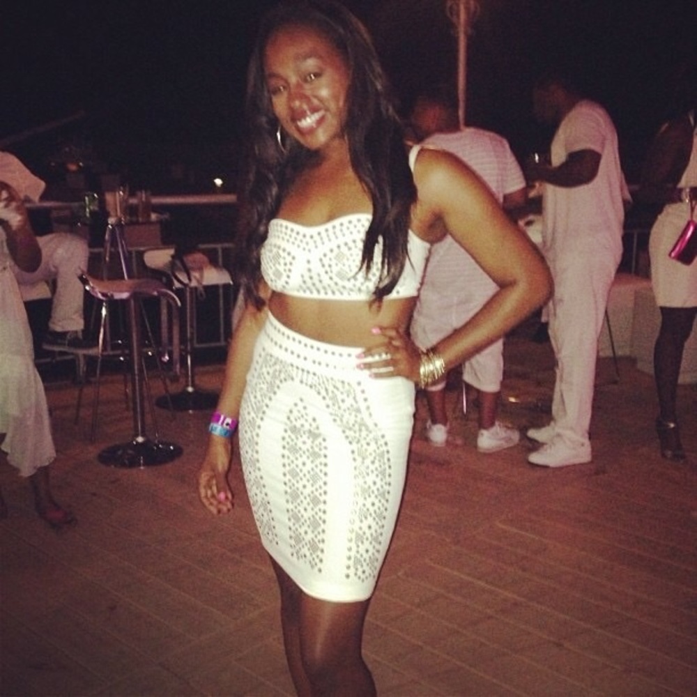 White 2 piece skirt set