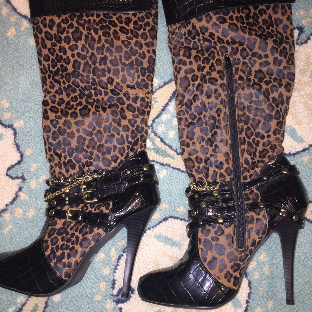 Wild rose high heel boots