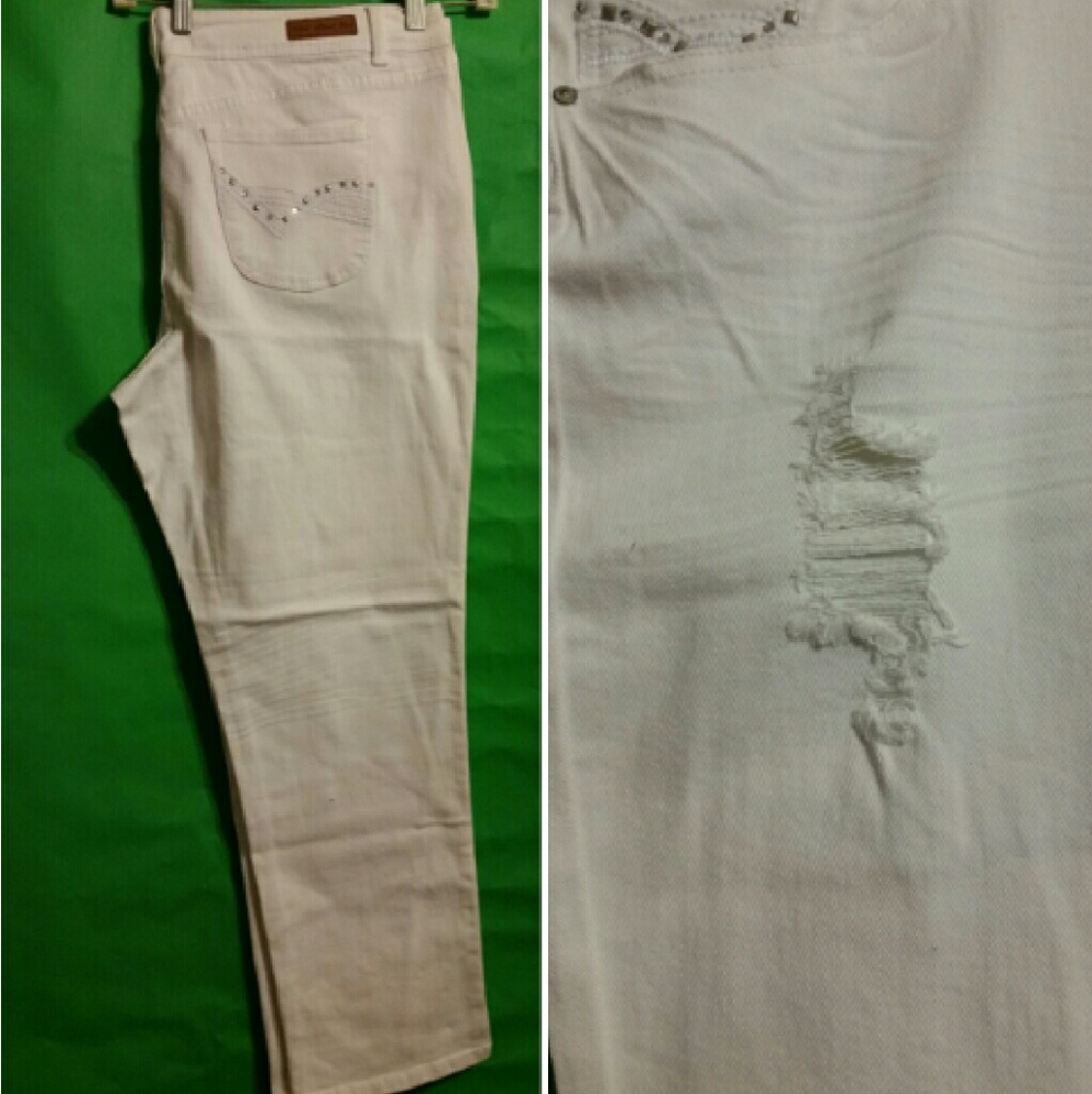 Cut-up, WAM (what about me) stretch jeans