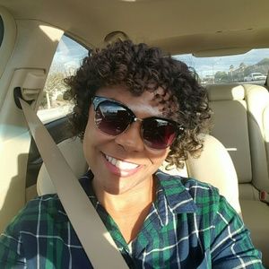 Meet your Posher, Dedra