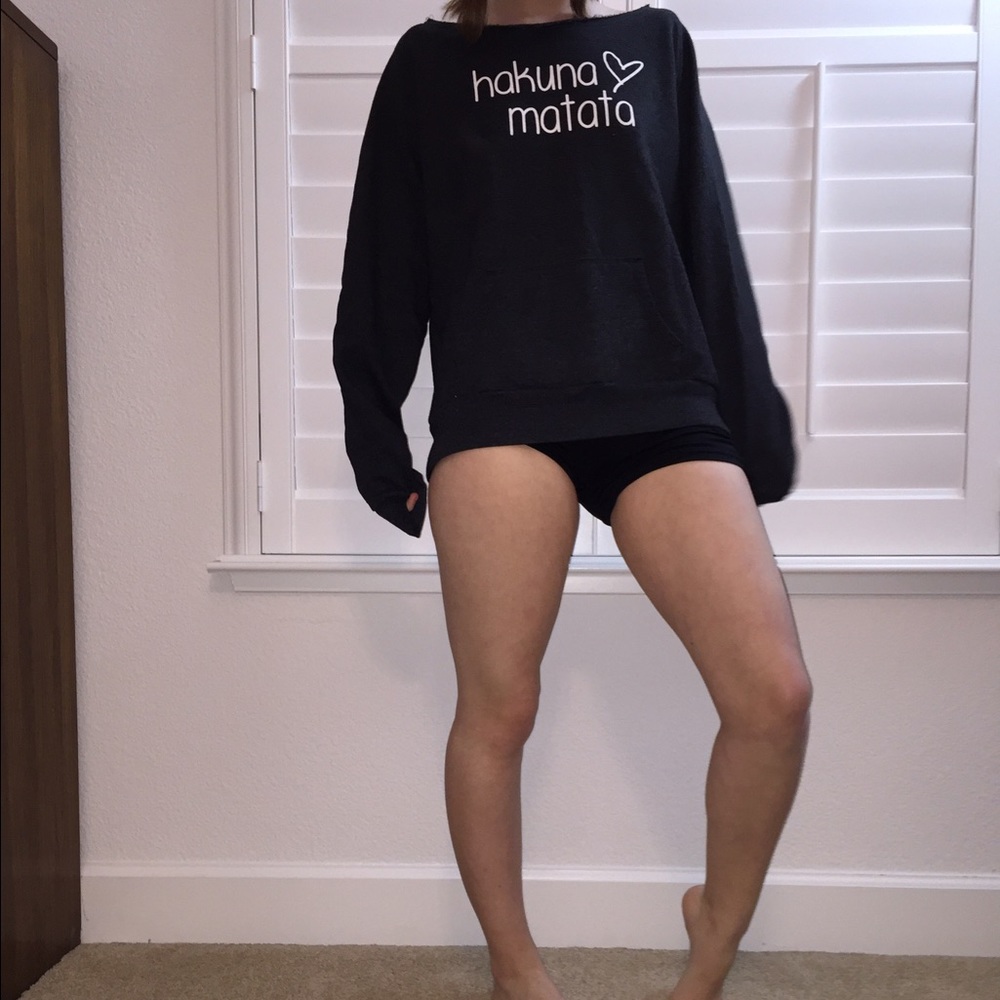 Shoulder sweater