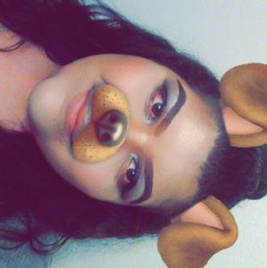 Meet your Posher, Victoria