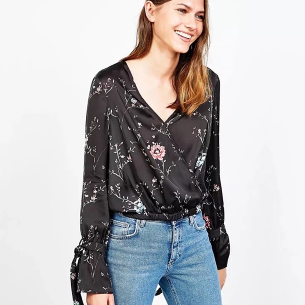 50% SALE Silky Floral blouse with knots on sleeves