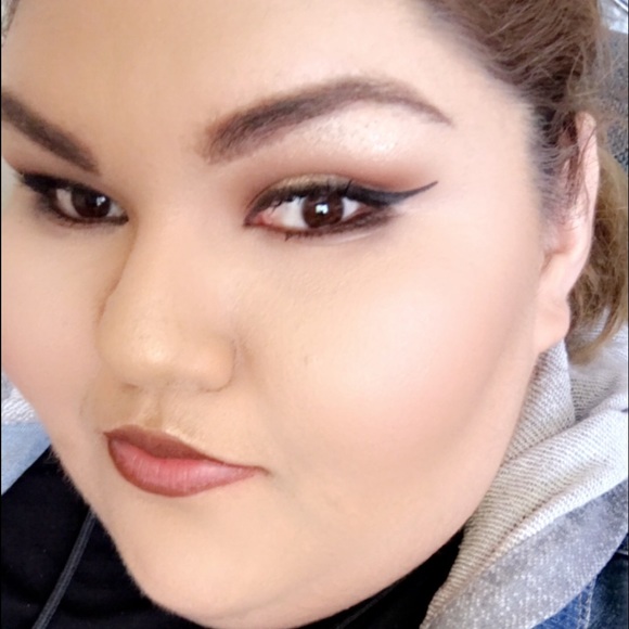 Meet your Posher, Yvette - Picture 1 of 1