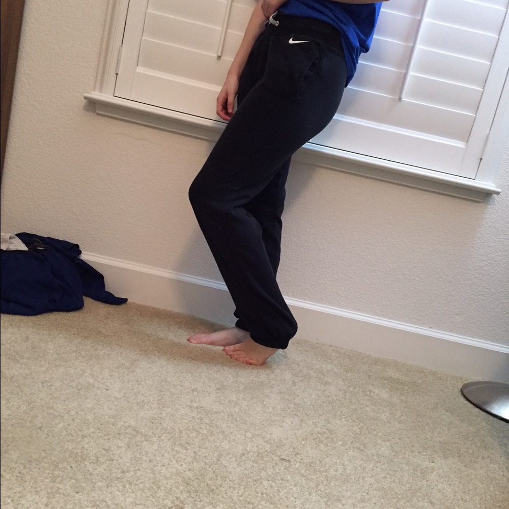 Sweats - Picture 1 of 1