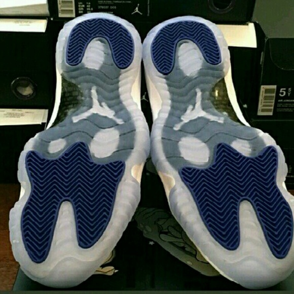 JORDAN SPACE JAM 11s