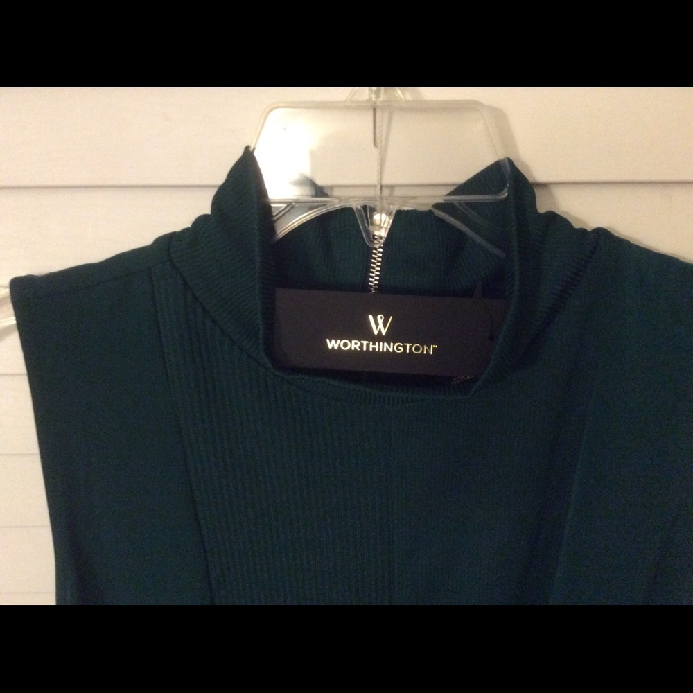 Worthington sleeveless top
