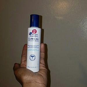 Head and Shoulders Clinical Solutions