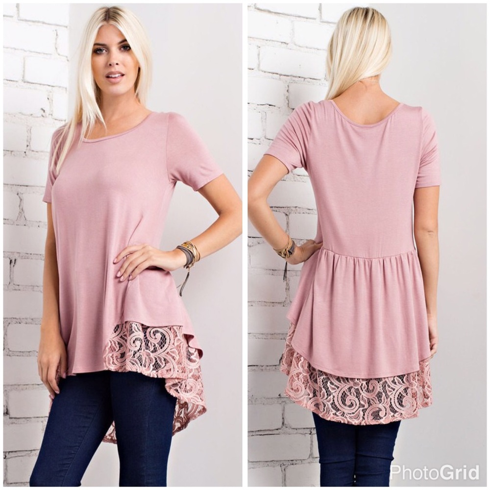 🌸So Pretty! Hi lo lace contrast tunic! LAST ONE - Picture 2 of 4