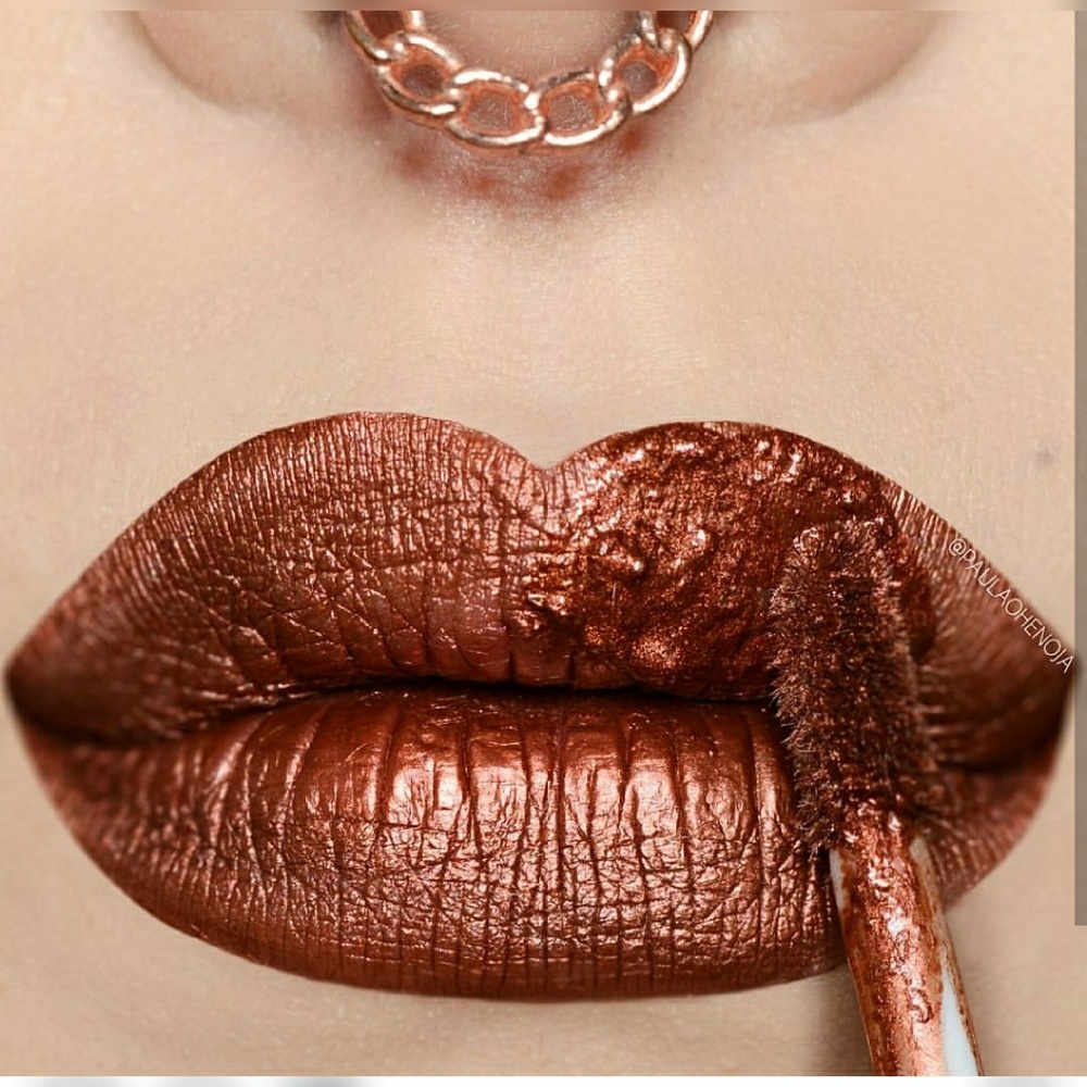 Goddess long lasting metallic matte lipgloss