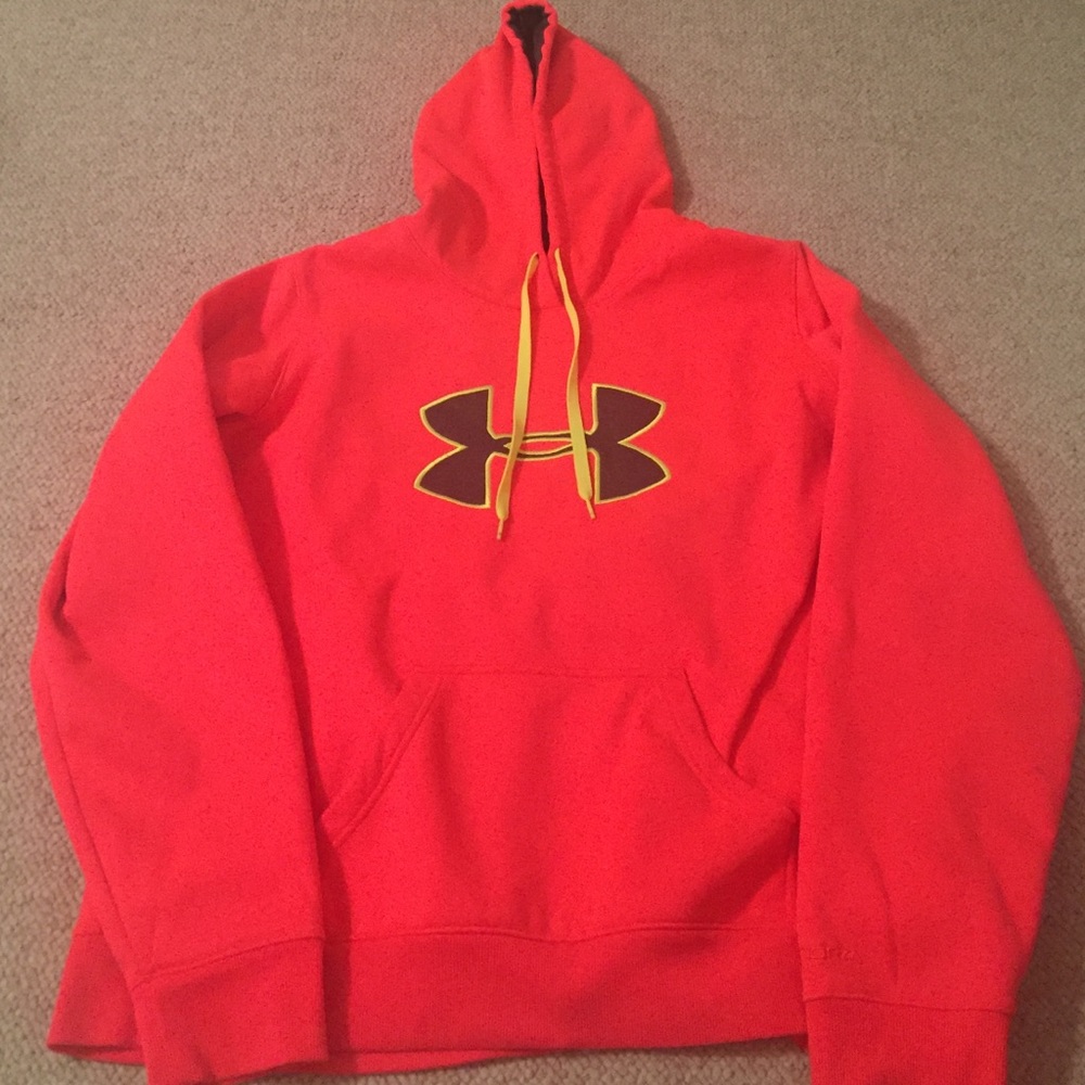 Pink Under Armour storm sweatshirt