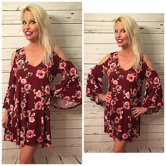🌹 roses bell sleeve tunic/dress!💕💕 LAST One! - Picture 3 of 3