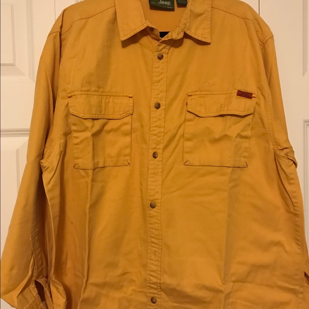 Jeep men's buttons down shirt