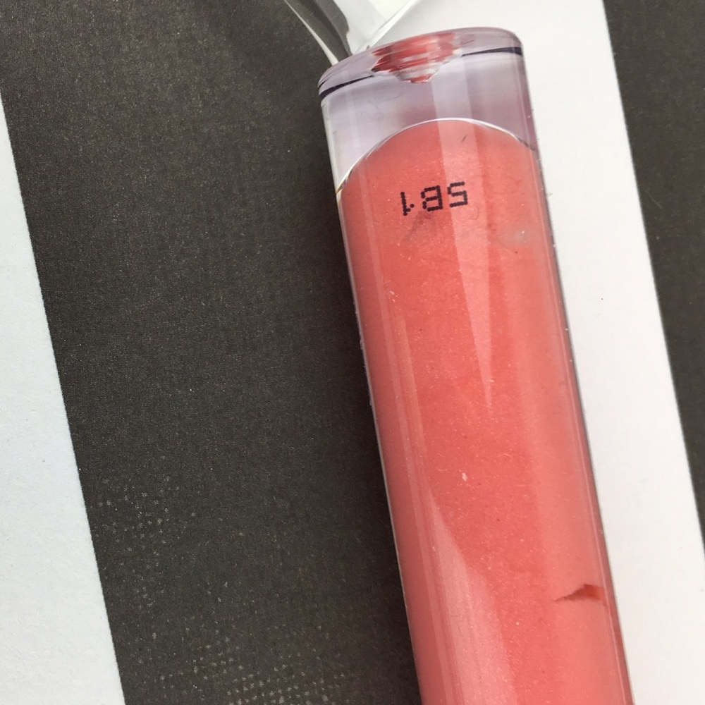BareMinerals Moxie Shine Lipgloss "Show Off" FS - Picture 3 of 8