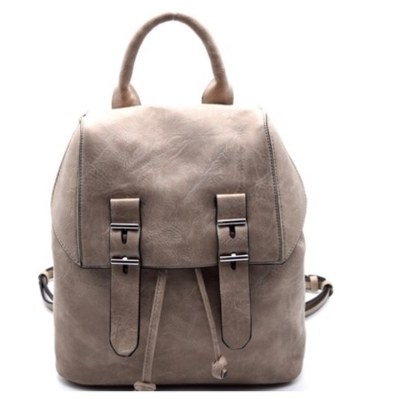 Weekend Wishes Backpack - Picture 2 of 5