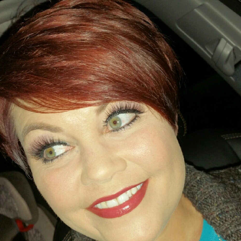 Meet your Posher, Shawna