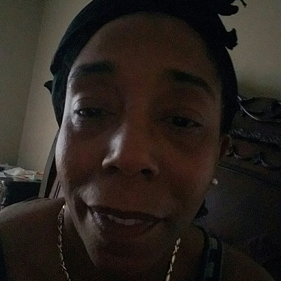 Meet your Posher, Monica - Picture 1 of 1