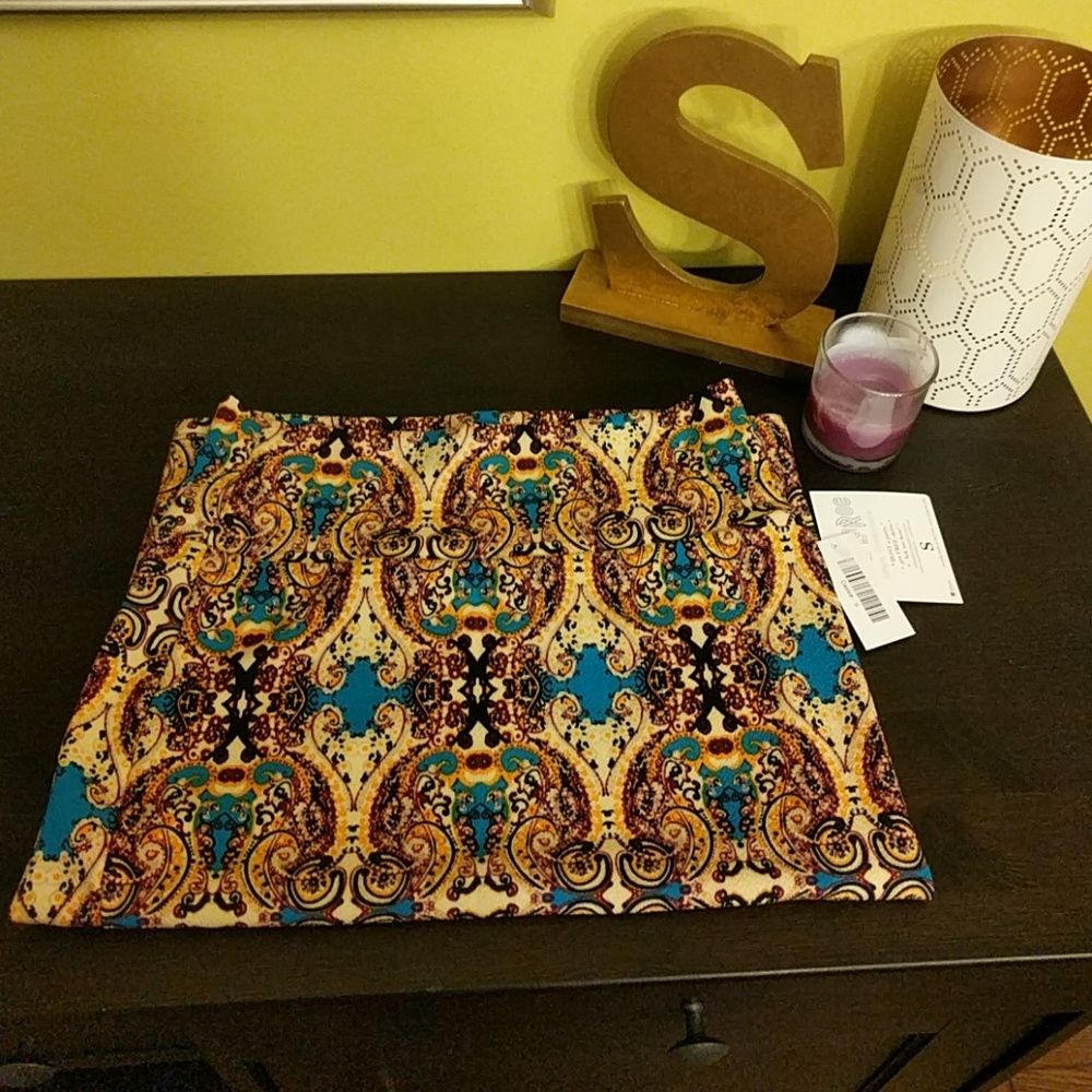 Small Cassie Lularoe