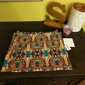 Small Cassie Lularoe