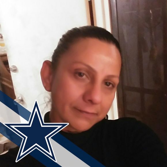 Meet your Posher, Renee - Picture 1 of 1