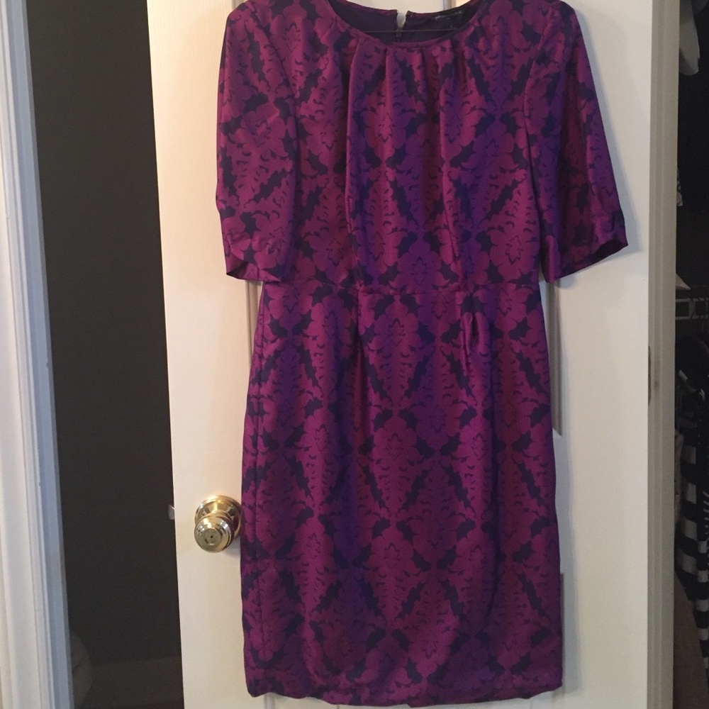 Exquisite Banana Republic damask silk dress