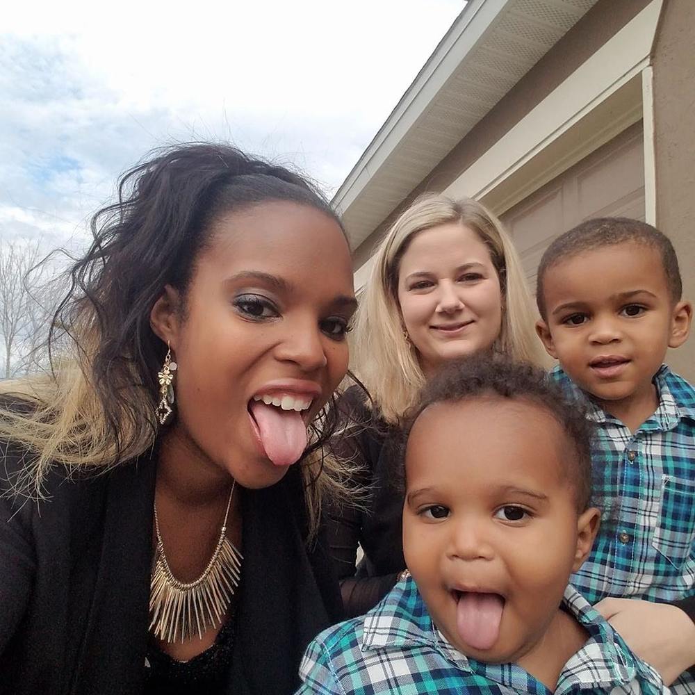 Meet your Posher, Evoni