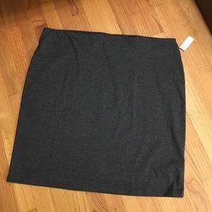 🚨SATURDAY SALE: NEW skirt