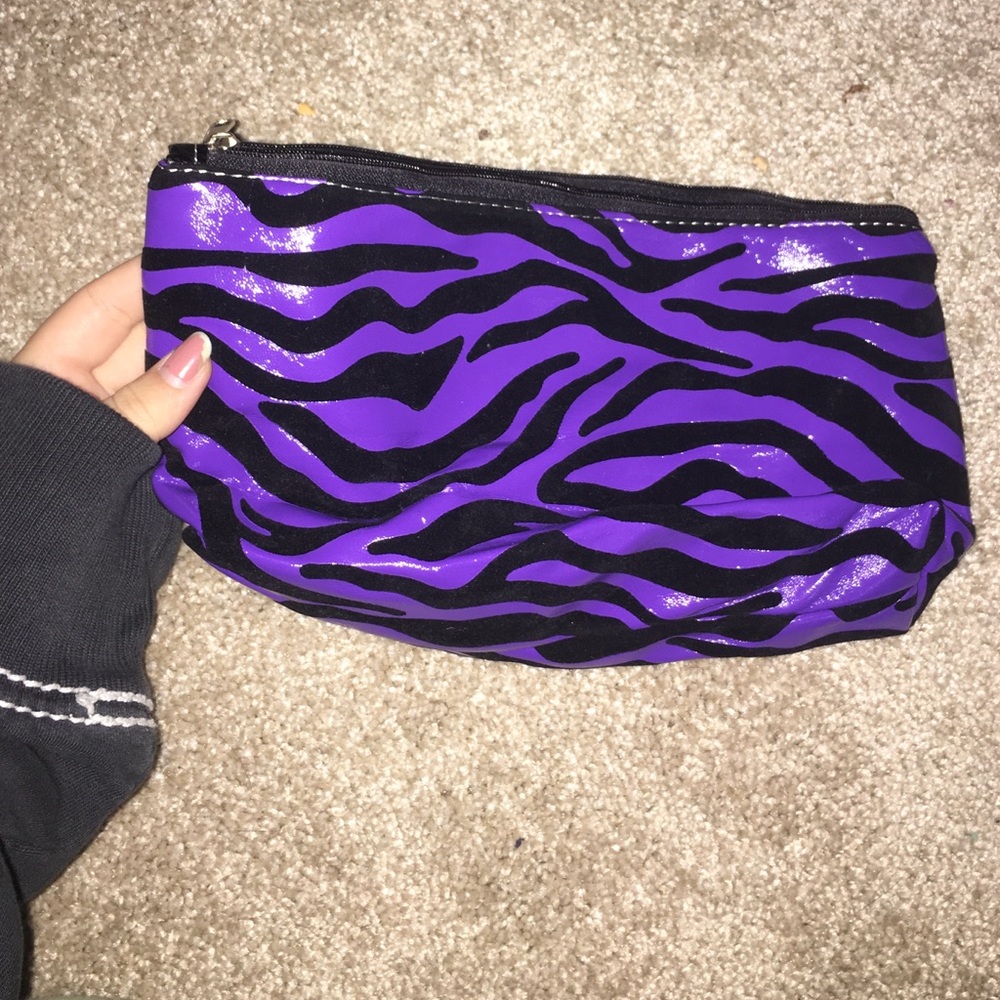 zebra clutch