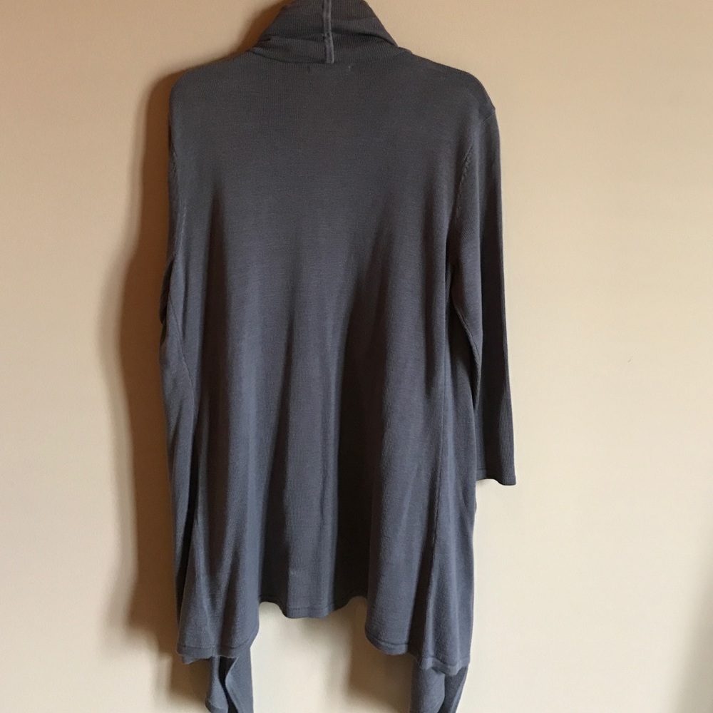 Gray Sweater! - Picture 4 of 4
