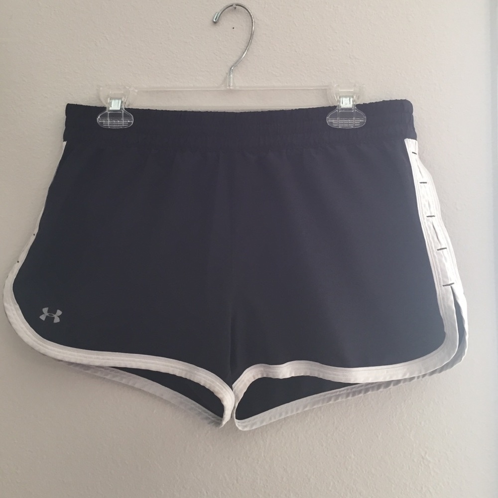 Under Armour Semi-Fitted Black Athletic Short